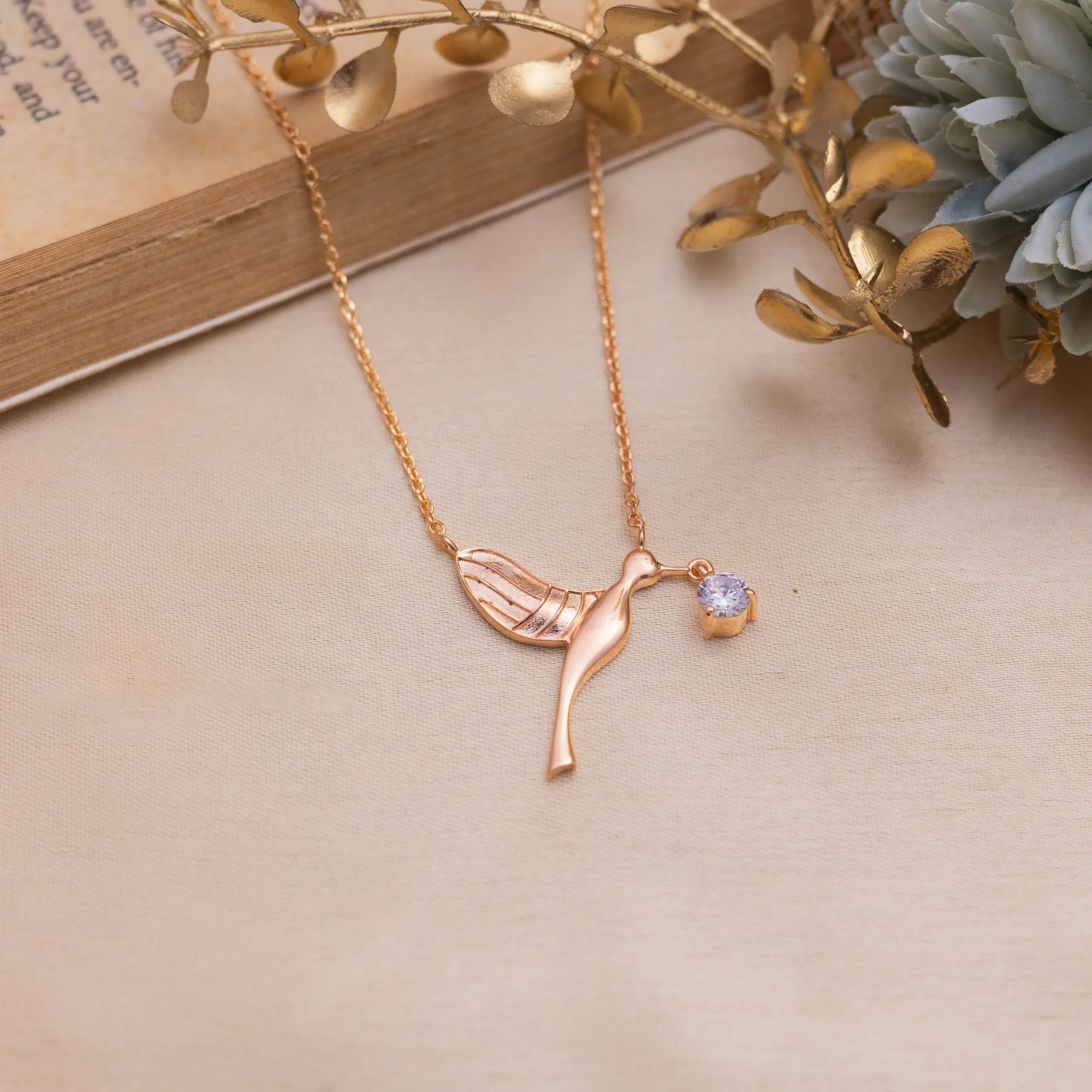 Elegant pendant