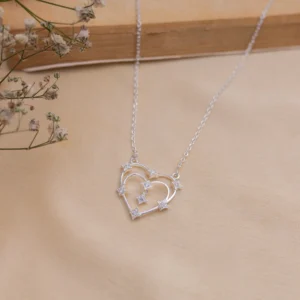 Curl Heart Pendant