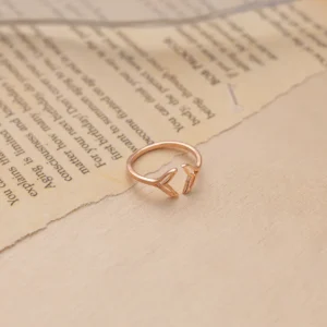 Golden Petal Outline Ring