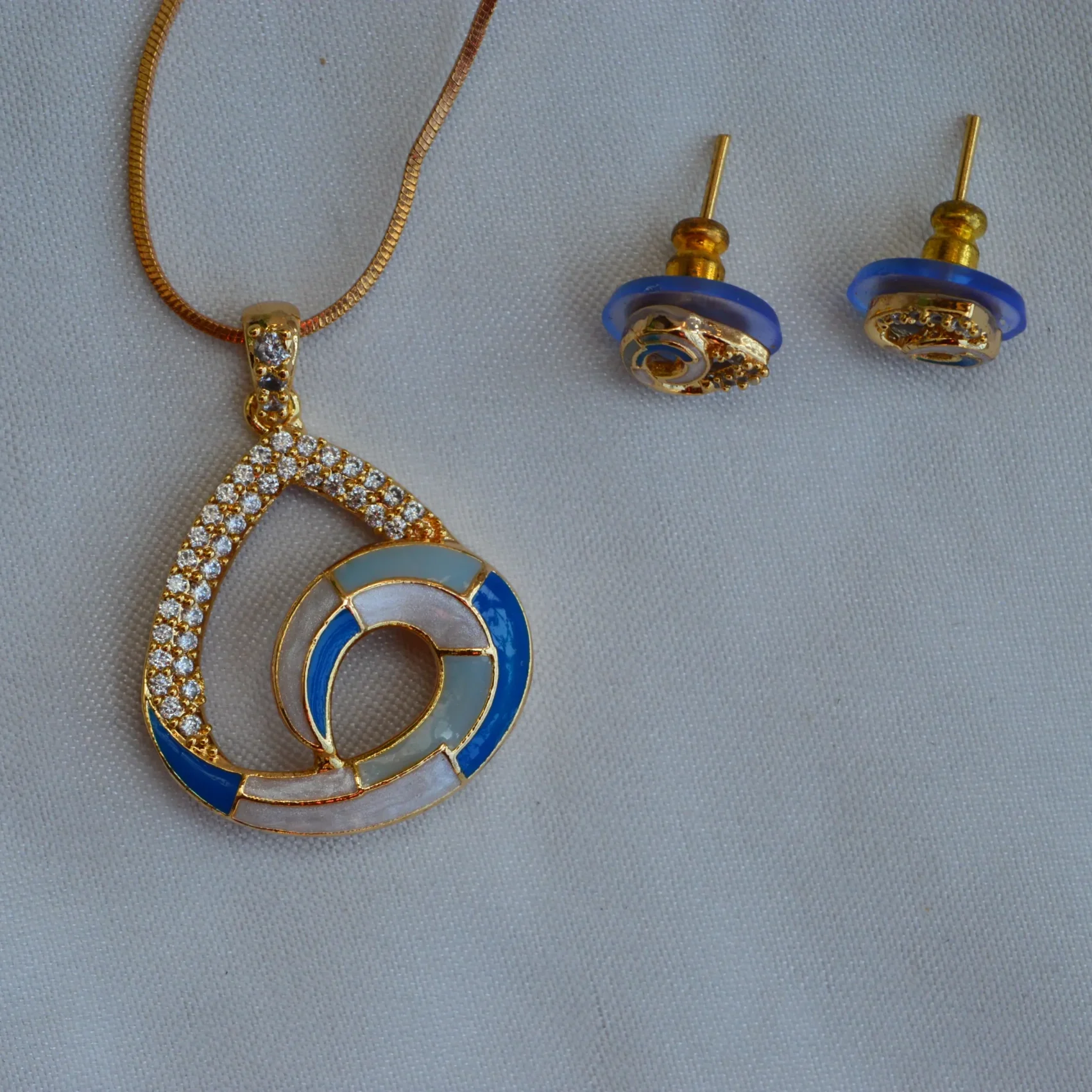 Ocean Swirl Elegance Set