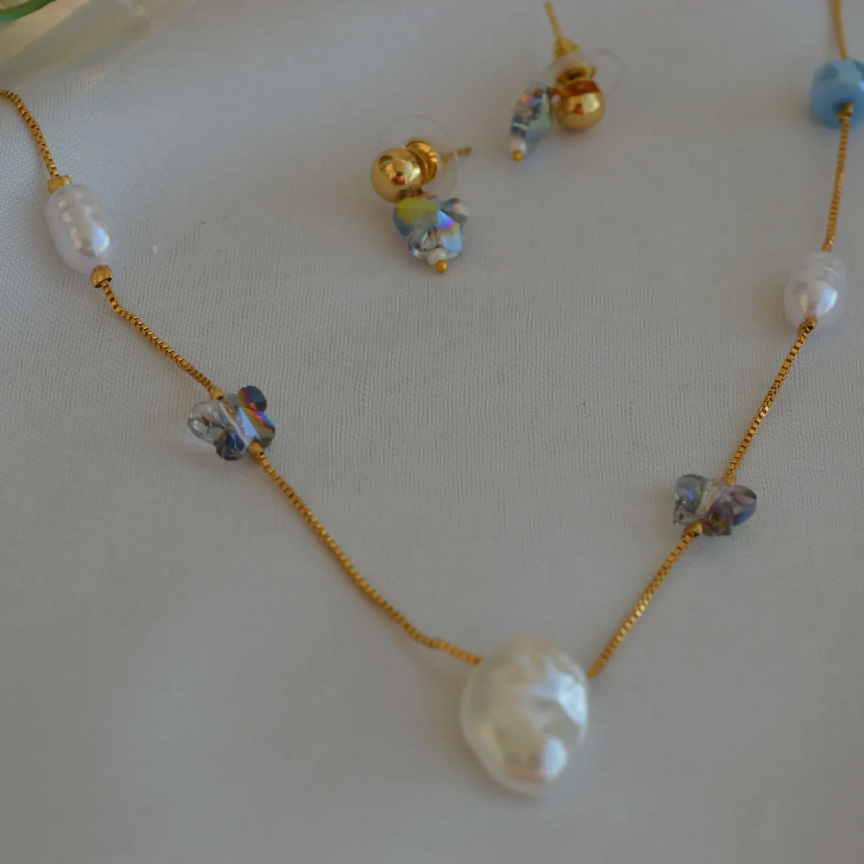 Azure Bloom Pearl Set