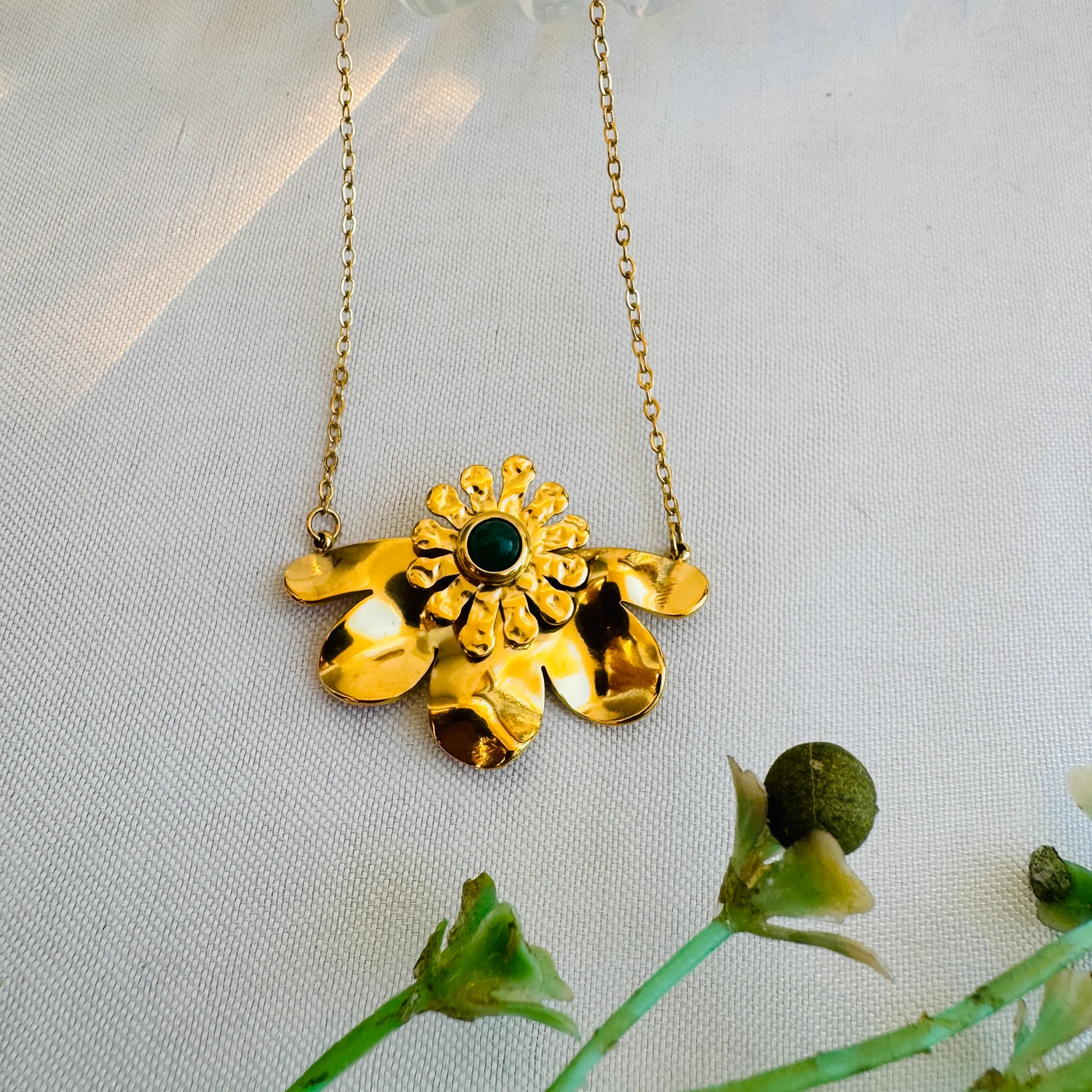 Golden Petal Burst Necklace
